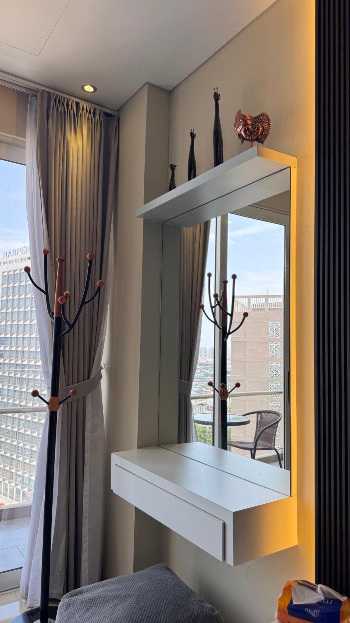Nagoya Thamrin Apartment High Floor With View Exterior photo